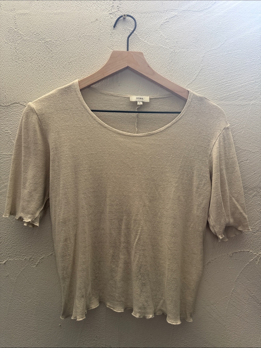 OZMA Cream Short Sleeve Lettuce-Edge Knit Tee